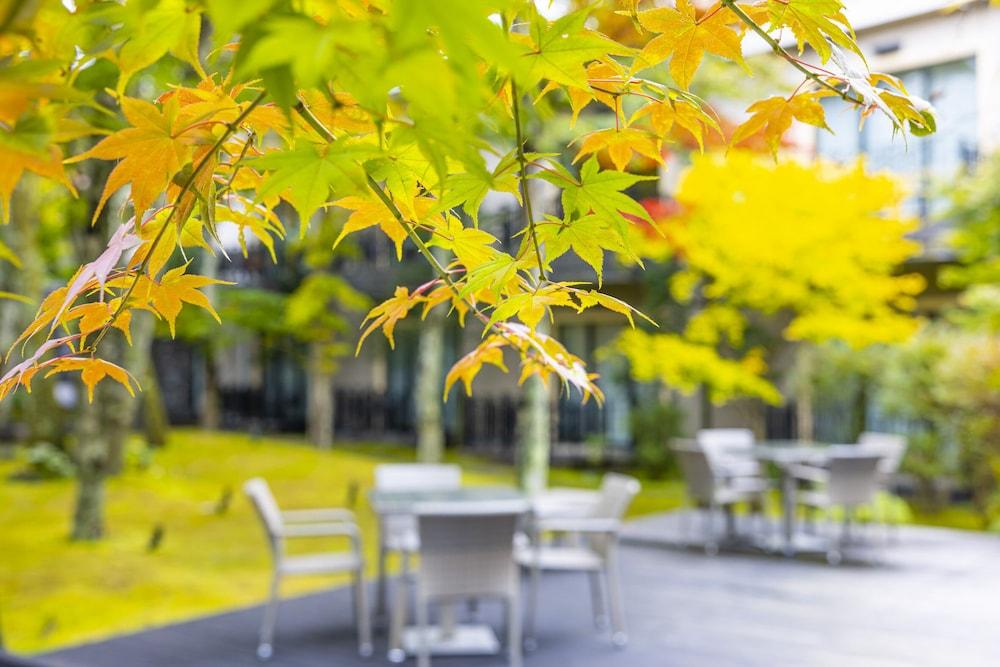 Hotel Kyukaruizawa Kikyo, Curio Collection By Hilton Esterno foto